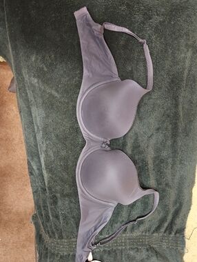 Victoria's Secret Smooth T-Shirt Bra in Lavender Gray